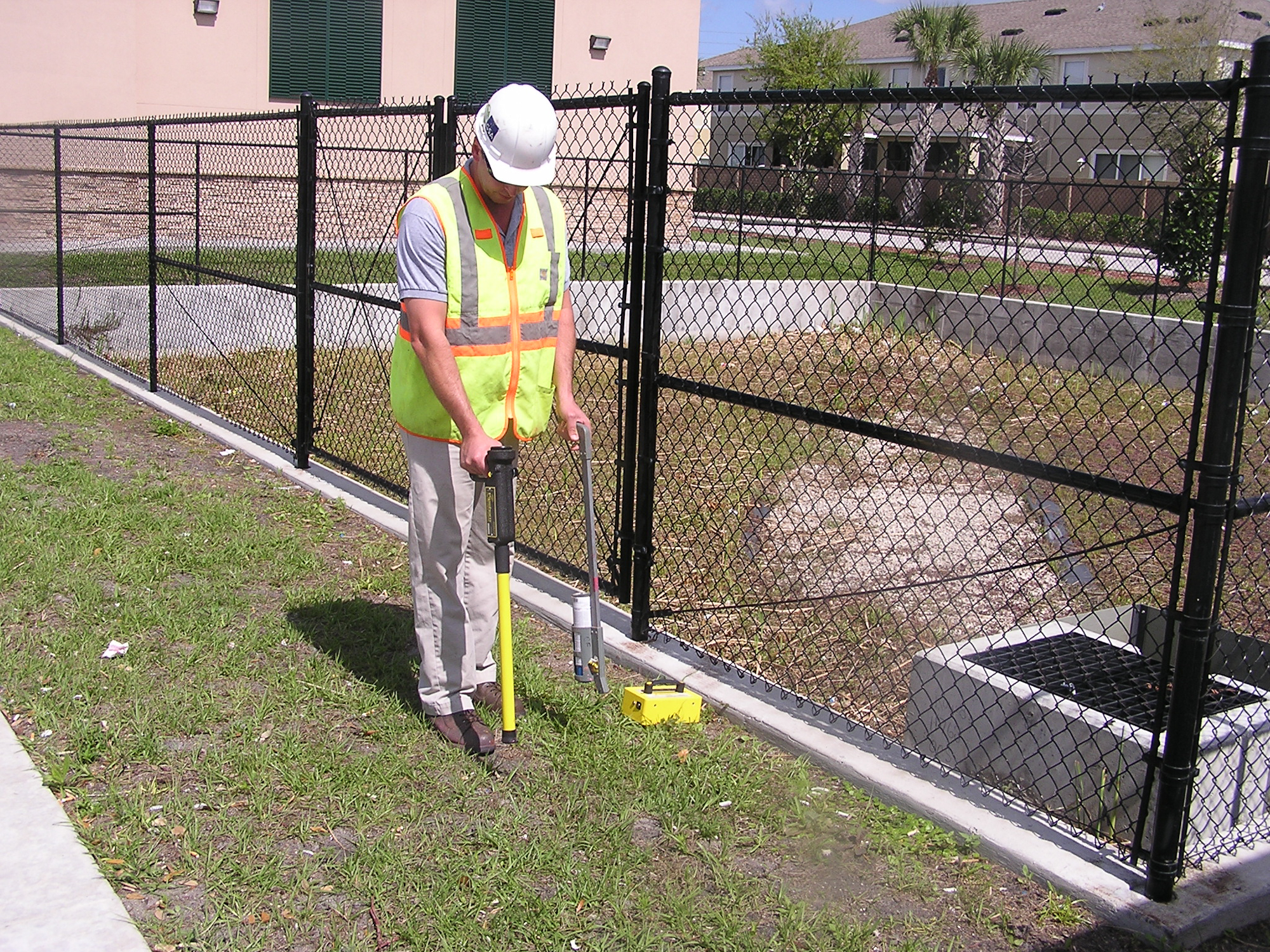 Using a Pipehorn to Locate Underground Conduits