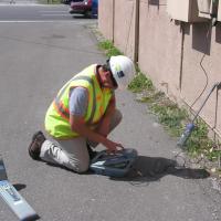 Using an RD-4000 Pipe and Cable Locator to Mark a Communication Line